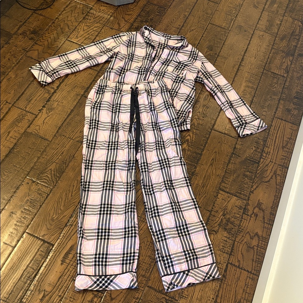 Victoria's Secret Pink and Black Plaid Pajama Set